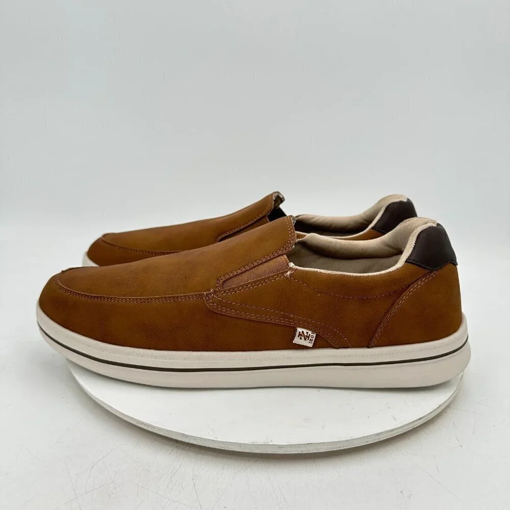 Izod Memory Foam Men Size 13M Brown Leather Elastic Pull On Casual Shoes